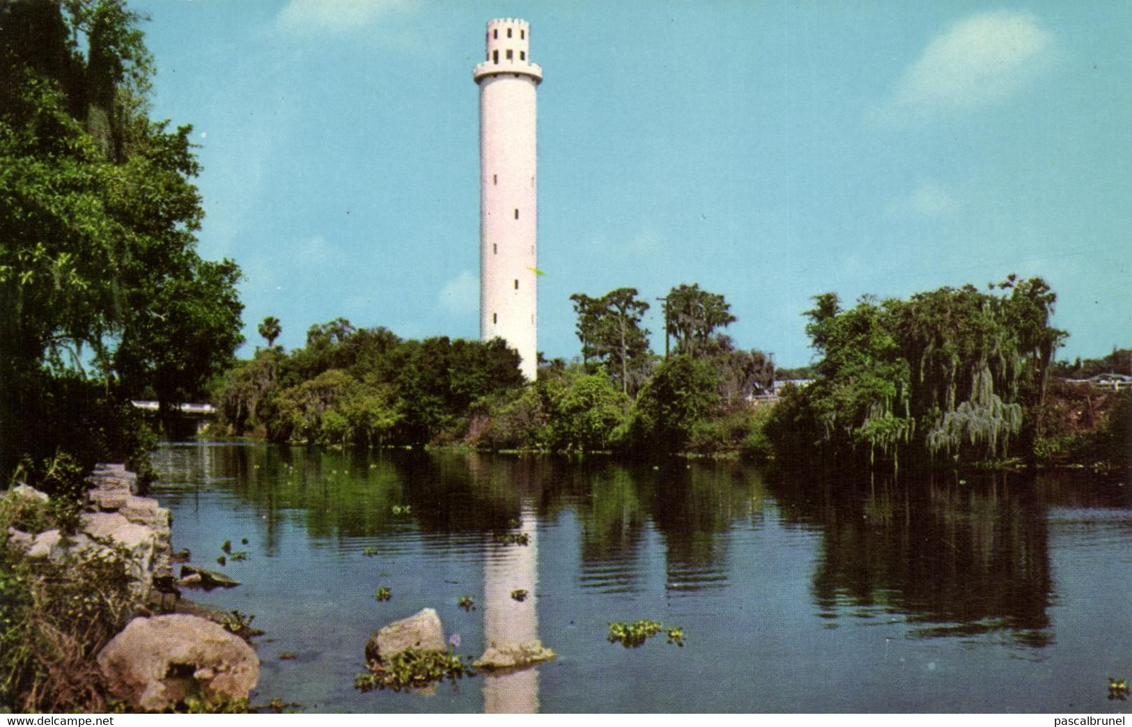 TAMPA - IMPOSING SULPHUR SPRINGS WATER TOWER - Tampa