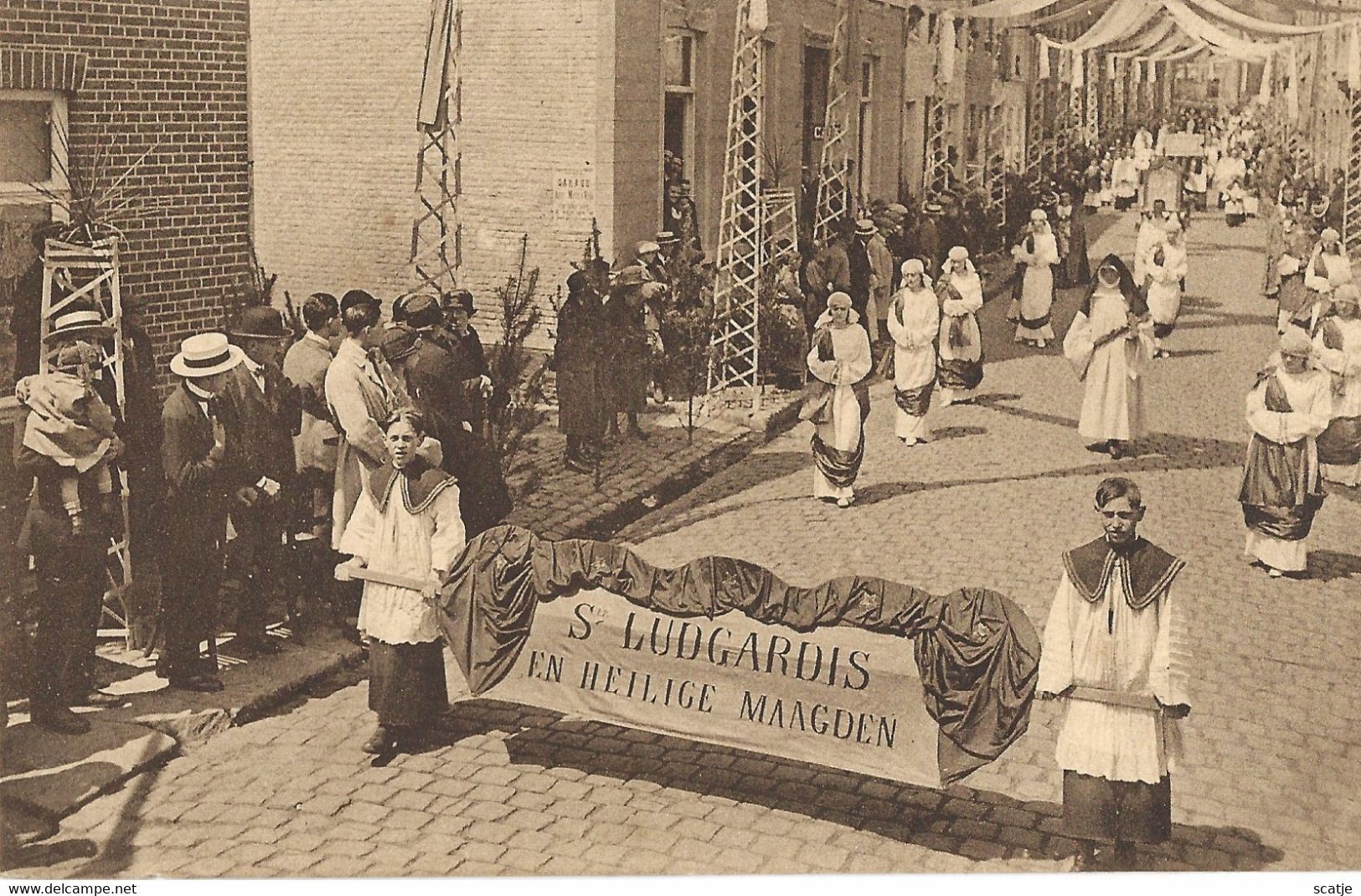 Tongres    -     Praalstoet Van De Zevenjarige O.L.VR  Feesten - Tongeren