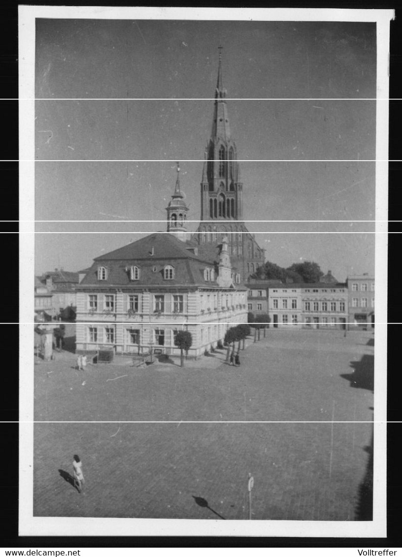 Orig. Foto 1944 Ortspartie Demmin Blick Zur Kirche - Demmin