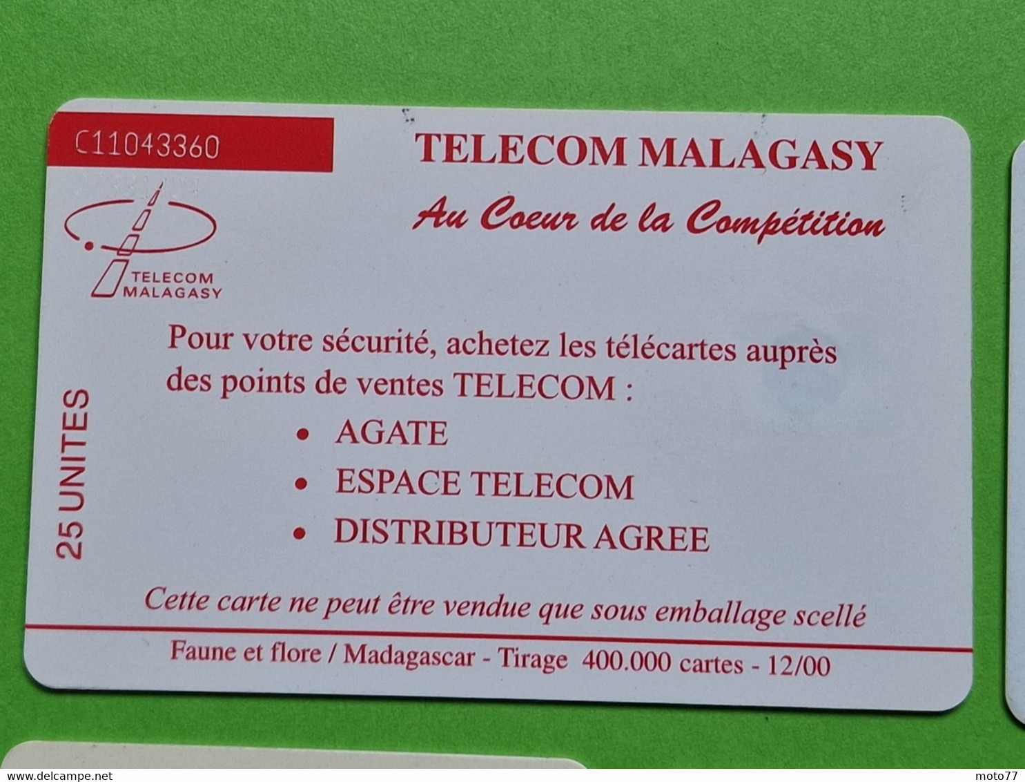 Lot 5 cartes téléphonique MADAGASCAR et COMORES - VIDE - Télécarte Cabine téléphone - LÉMURIENS - 2000