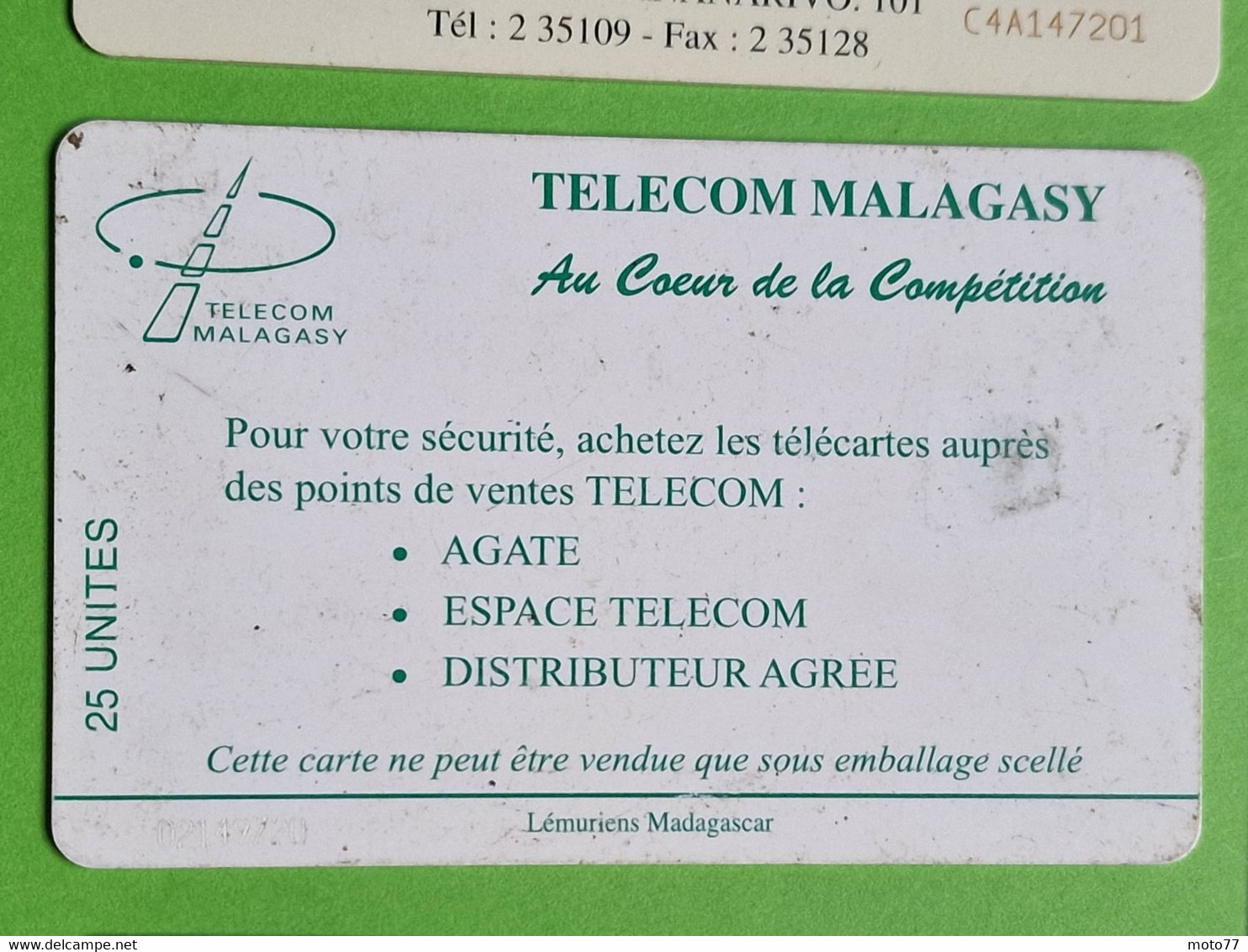 Lot 5 cartes téléphonique MADAGASCAR et COMORES - VIDE - Télécarte Cabine téléphone - LÉMURIENS - 2000