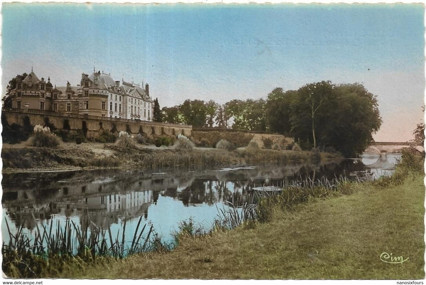 D 72. LE LUDE. LE CHATEAU SUR LES BORDS DU LOIR.  CARTE ECRITE - Luche Pringe