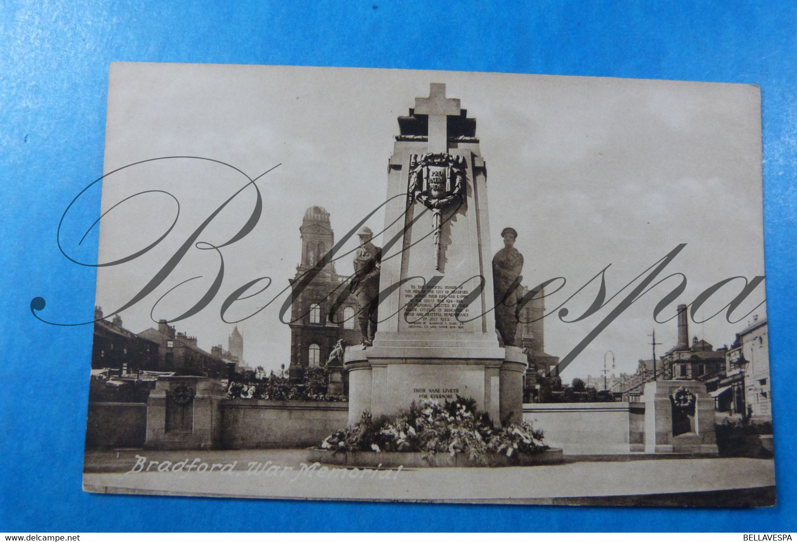 Bradford War Memorial  Monument Aux Morts De Geurre Mondiale Helden Monument 1914-1918 N°74403 - War 1914-18