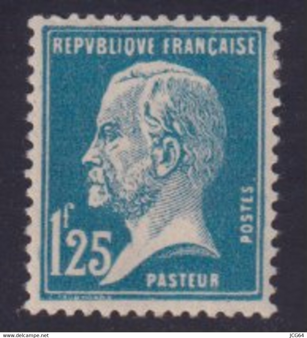 N°180** PASTEUR 1fr25 BLEU NEUF** MNH TRES BON CENTRAGE - Ungebraucht