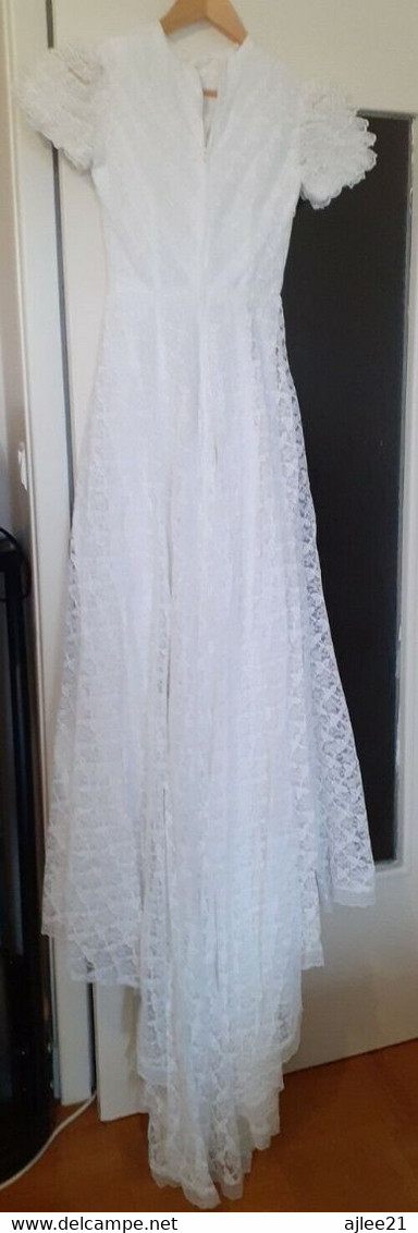 Robe De Mariée. Année 50/60. Taille 36/38