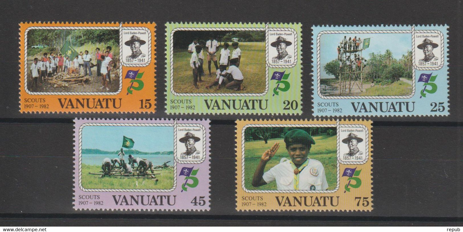 Vanuatu 1982 Scoutisme 657-61, 5 Val ** MNH - Vanuatu (1980-...)