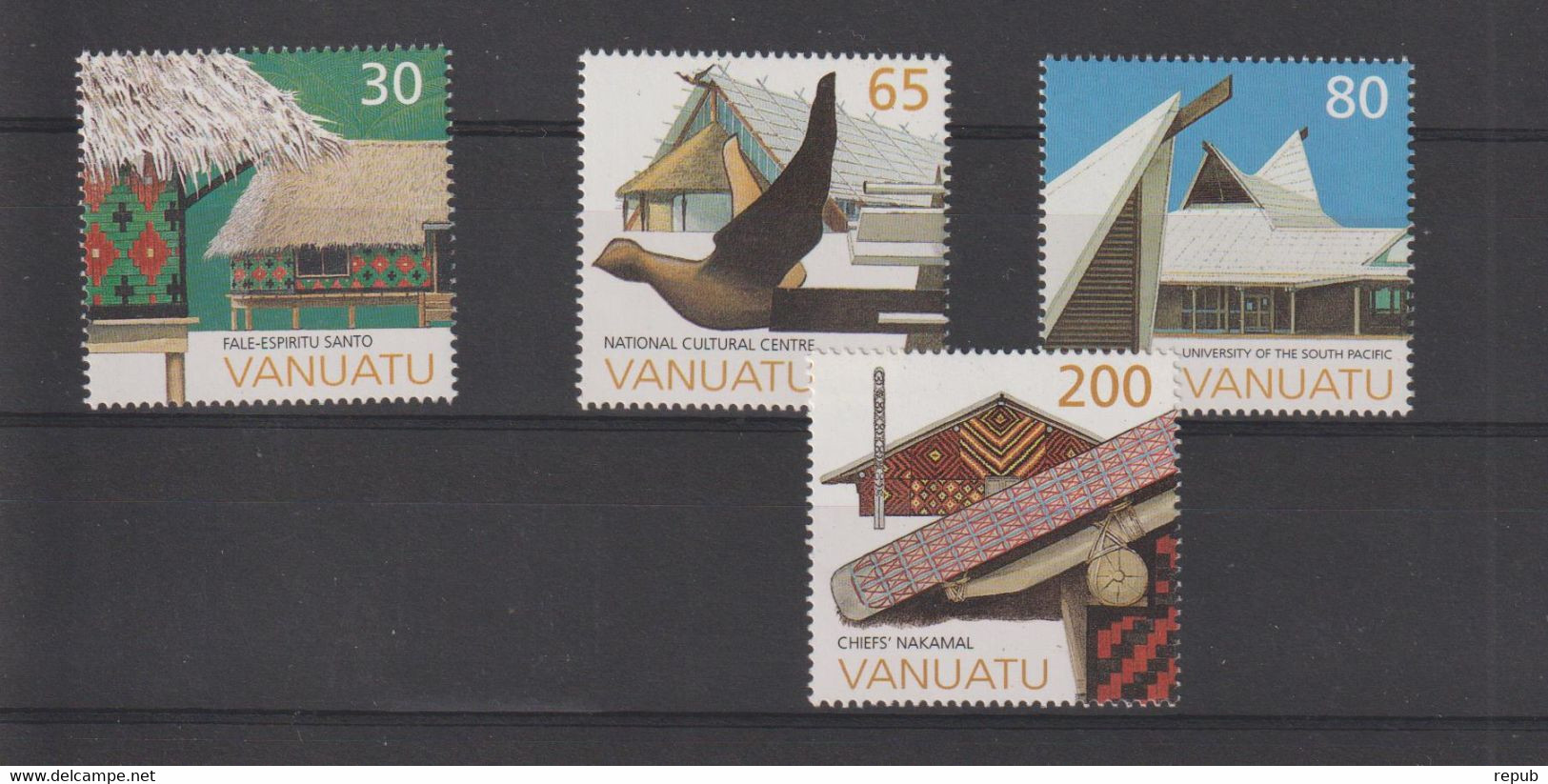 Vanuatu 1997 Architectures 1043-46, 4 Val ** MNH - Vanuatu (1980-...)