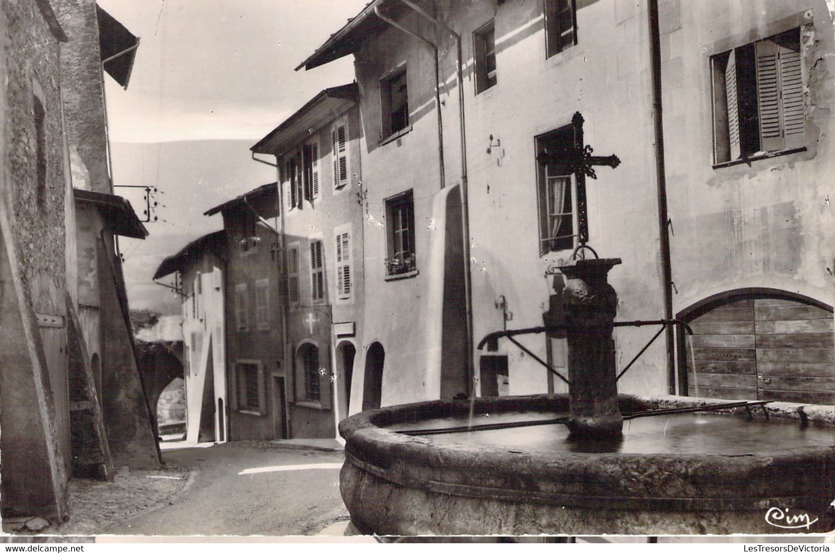 FRANCE - 73 - ALBERTVILLE - Une Vieille Fontaine - CIM - Carte Postale Ancienne - Albertville