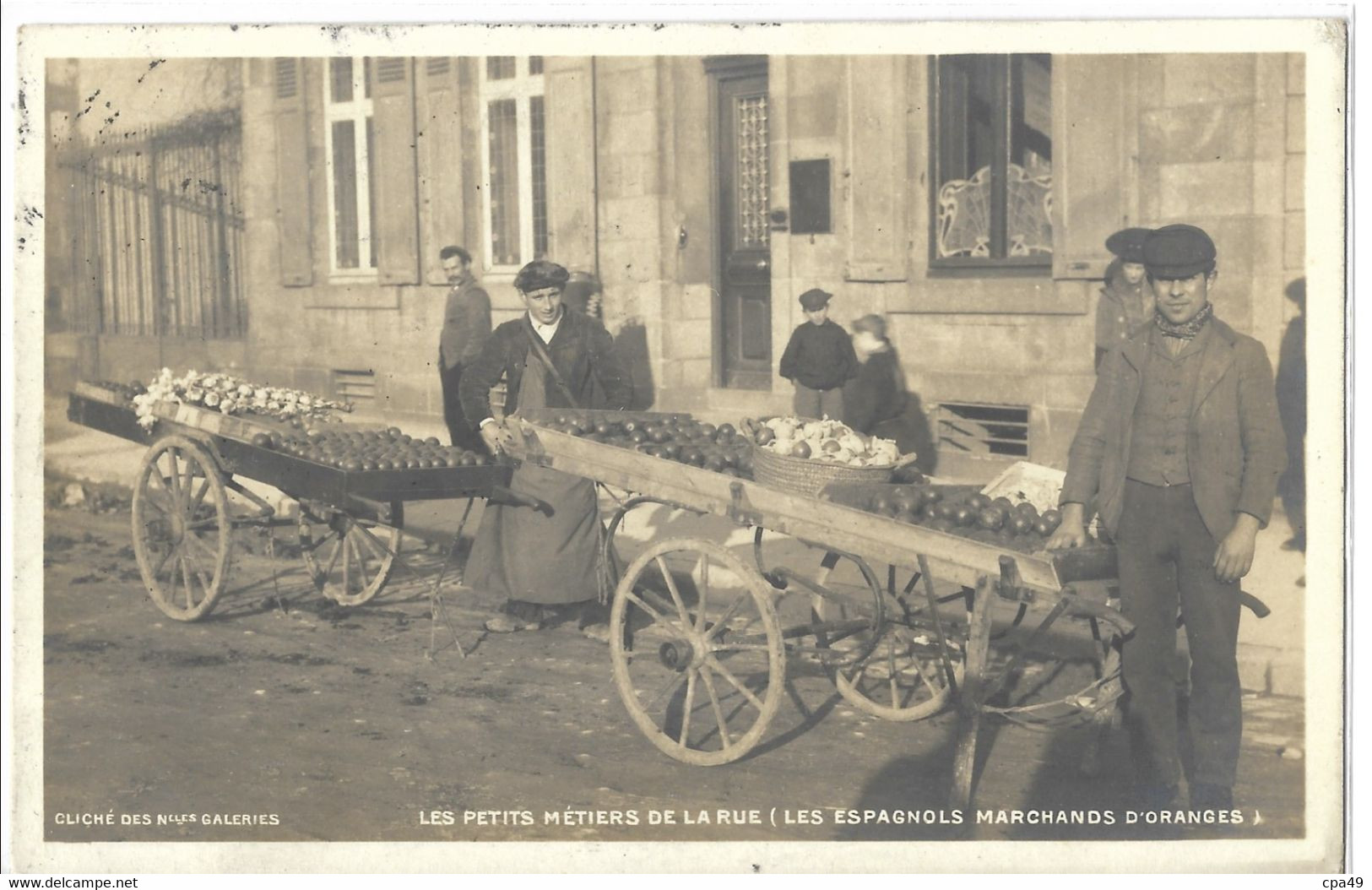 87   LES  PETITS  METIERS  DE  LA  RUE  LES  ESPAGNOLS  MARCHANDS  D' ORANGES - Limoges