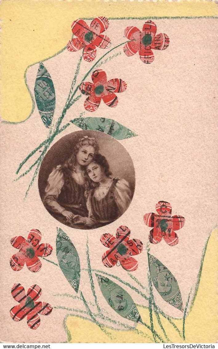 Timbres Découpés Pour Former Des Fleurs Avec Portraits De Jeunes Filles Au Centre  - Carte Postale Ancienne - Timbres (représentations)
