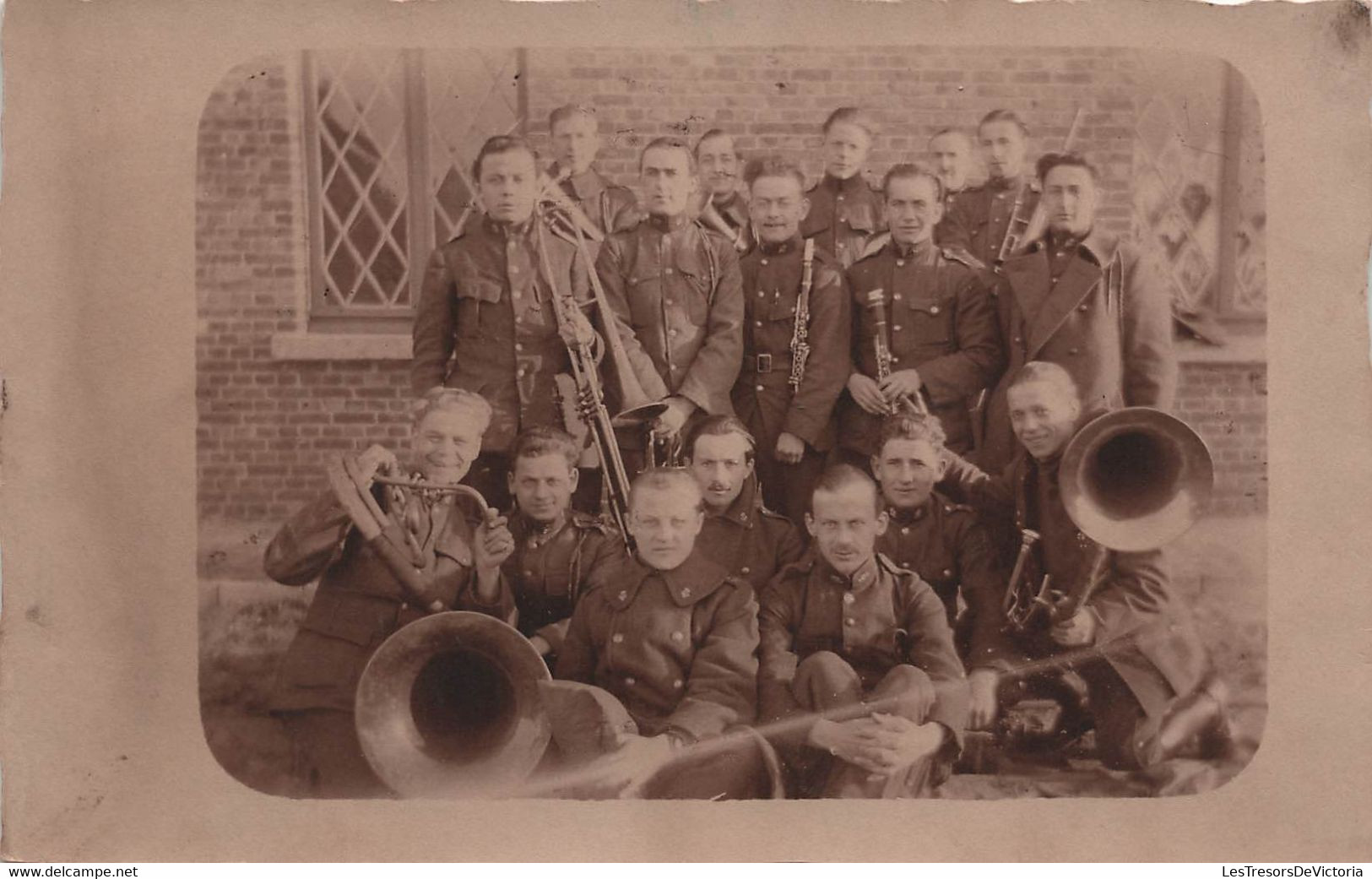 Photographie - Militaria - Photo De Groupe Soldats Fanfare - Trompette - Instuments - Musique - Carte Postale Ancienne - Fotografia