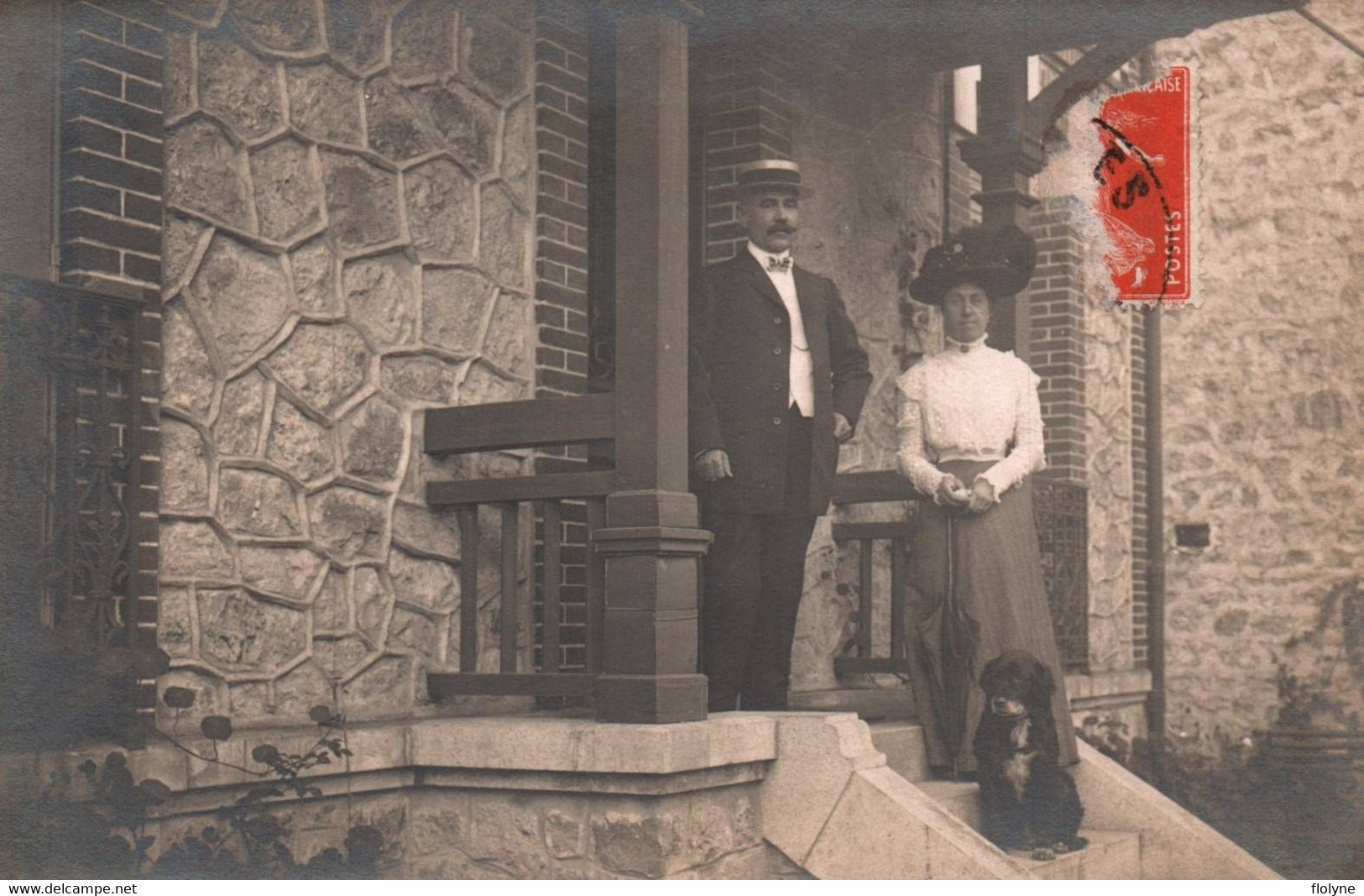 Fourmies - Carte Photo - Couple Devant L'entrée De Leur Villa - Fourmies