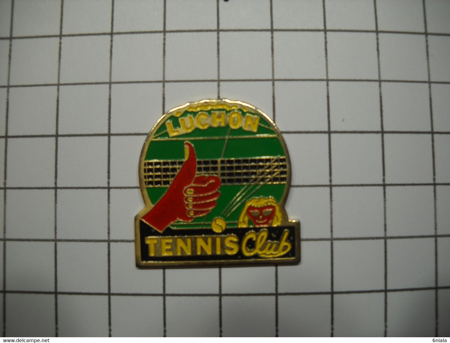 3112     PINS  Pin's   TENNIS CLUB  LUCHON 31 Haute Garonne   Sports Raquette - Tennis