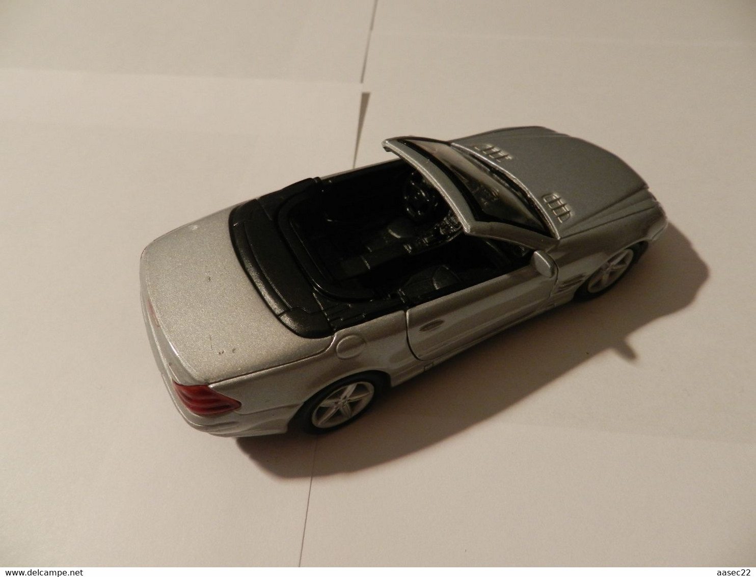 Welly  Mercedes SL500  1/38  *** 10.033 *** - Welly