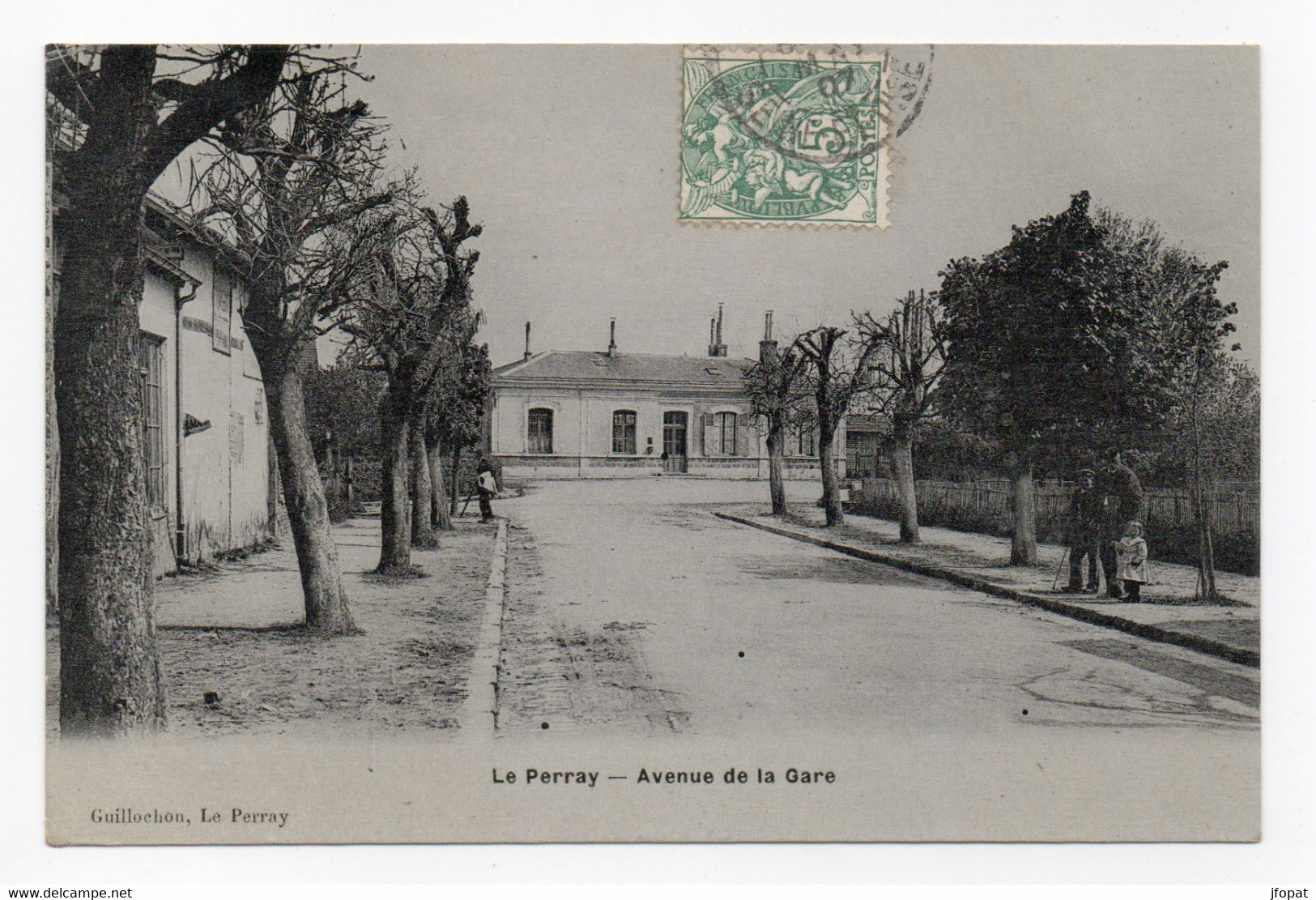 78 YVELINES - LE PERRAY Avenue De La Gare, Traitée En Carte Photo - Le Perray En Yvelines