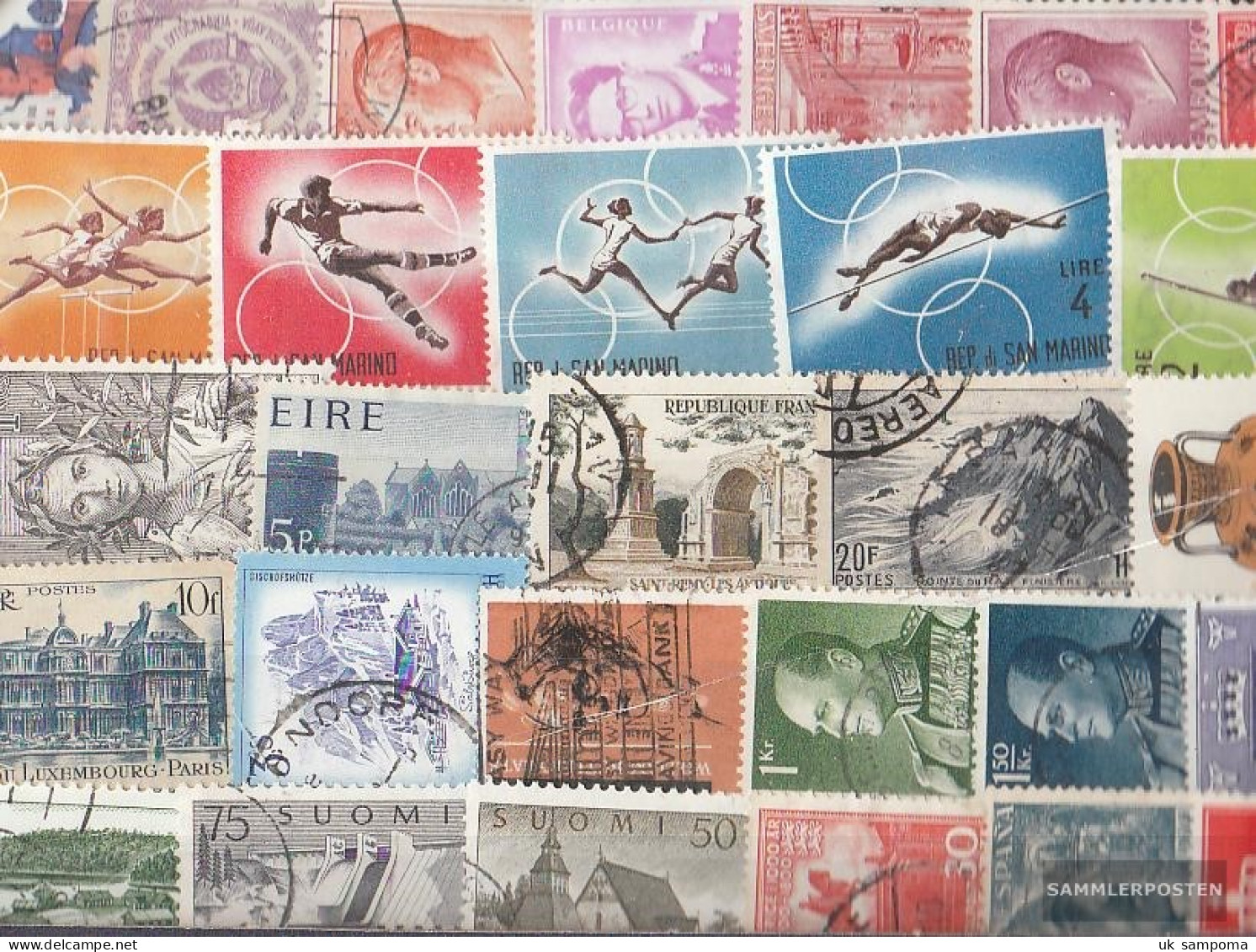 Europe 300 Different Stamps  Europe With Germany - Vrac (max 999 Timbres)