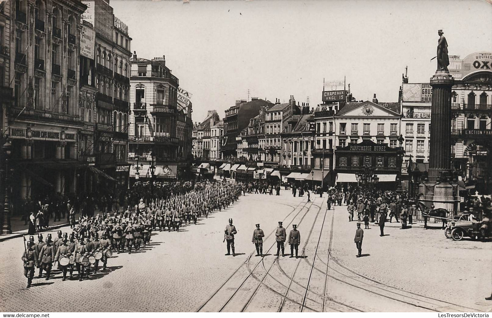 Photographie - Défilé Dans La Ville De Lille - Evenement Militaire - Carte Postale Ancienne - Fotografia