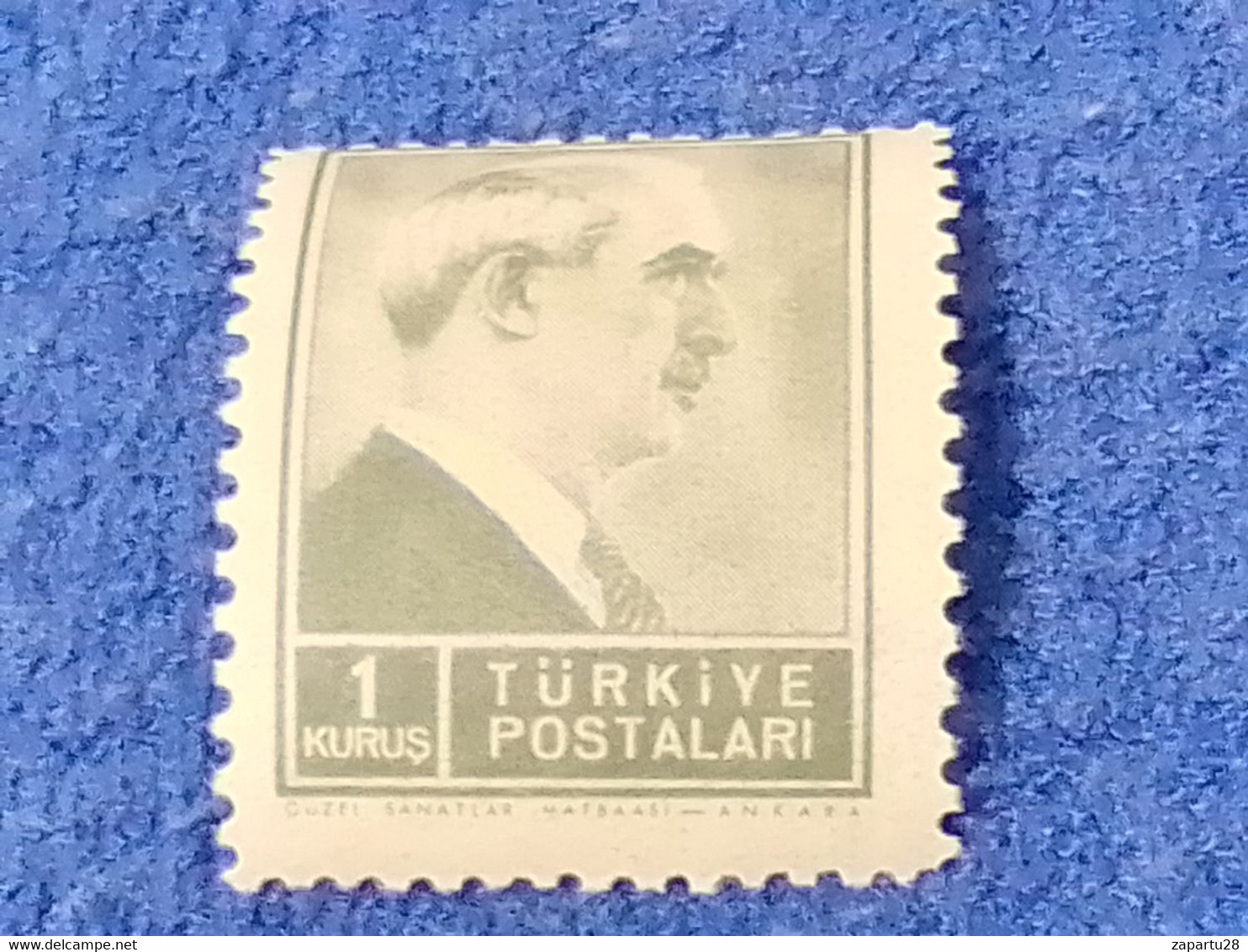 TÜRKEY--1940-50-    1K  ATATÜRK.  DAMGASIZ - Ungebraucht