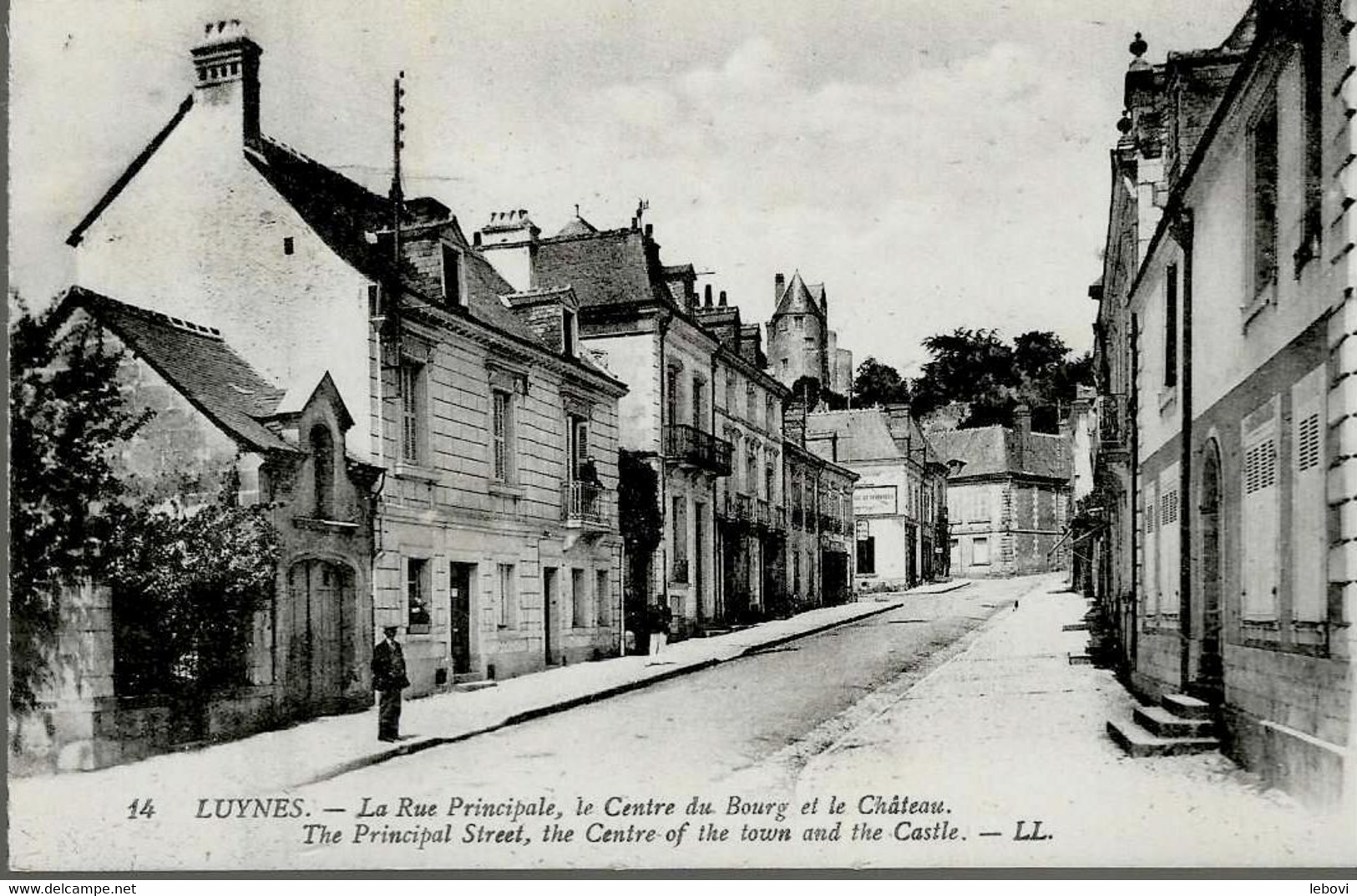 LUYNES « La Rue Principale, Le Centre Du Bourg Et Le Château » - LL. - Luynes