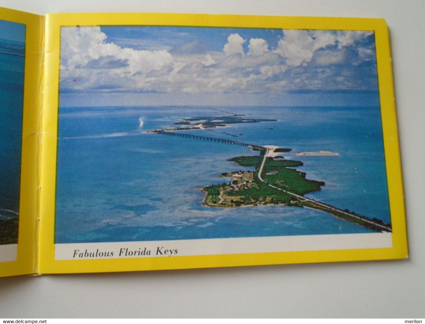 D193565 CPM AK  Postcard  - FOLDER Booklet    FLORIDA KEYS  to KEY WEST  Divers Bahia Honda Shrimp Fleet