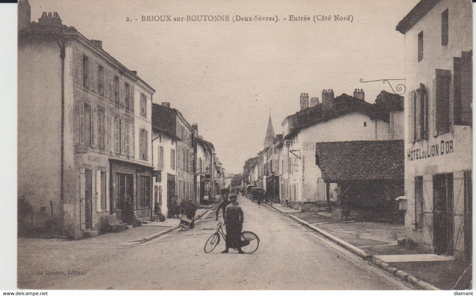 BRIOUX SUR BOUTONNE (79) - Entrée (côté Nord) - Hôtel Du LION D'OR - Bon état - Brioux Sur Boutonne