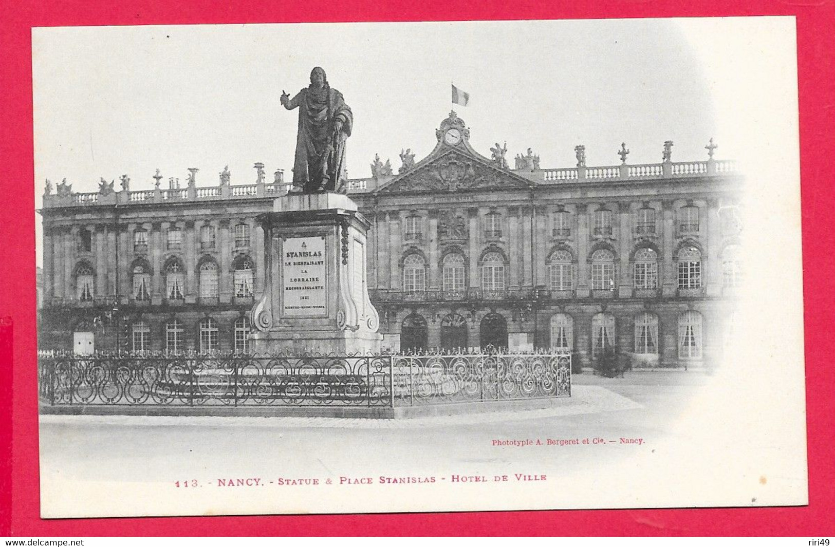 Cpa 54 NANCY Statue Et Place Stanislas-hôtel De Ville, Belle Carte, Le Dos Est Simple Et Vierge - Nancy