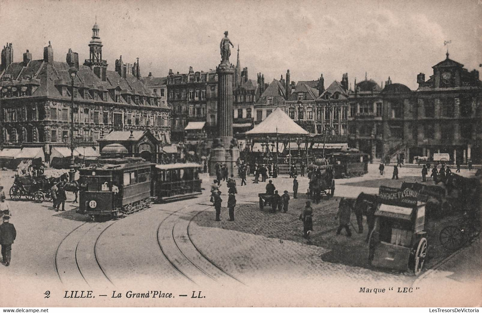 LILLE - Lot de 12 cp  - carte postale ancienne - A SAISIR