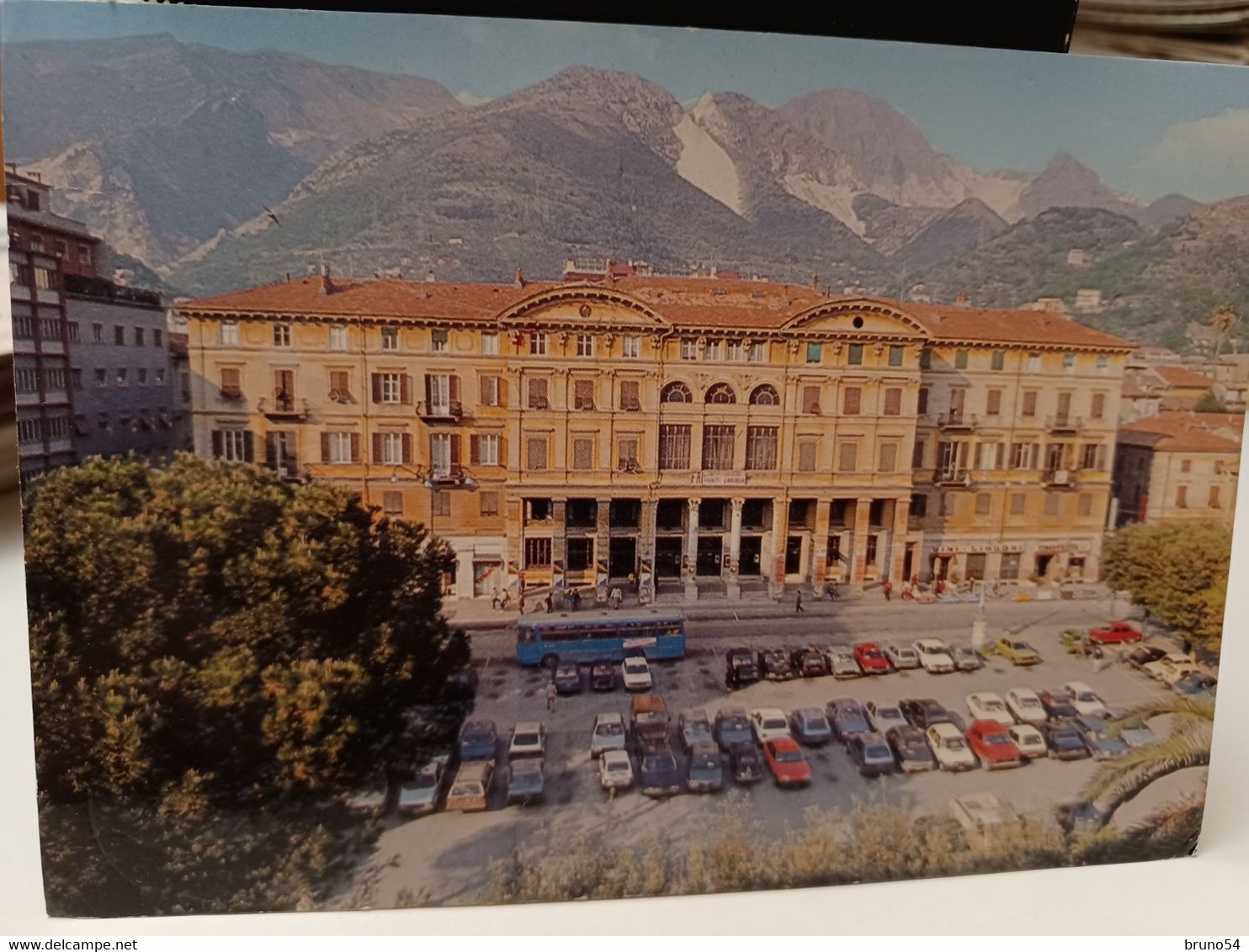 Cartolina Carrara Piazza Matteotti - Carrara