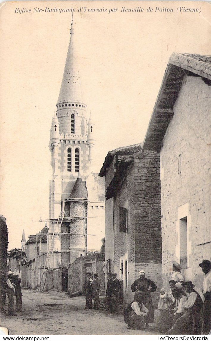 FRANCE - 86 - NEUVILLE DE POITOU - Eglise Sainte Radegonde D'Yversais  -  Carte Postale Ancienne - Neuville En Poitou