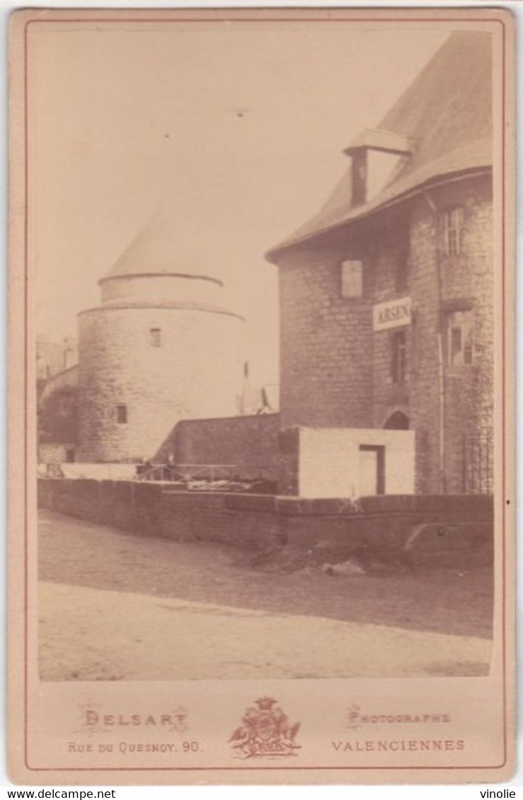 23-GF-244 : PHOTO FORMAT 16.5 CM X 11 CM COLLEE SUR CARTON FORT. CONDE-SUR-ESCAUT. MANOIR DU PRINCE DE CONDE - Conde Sur Escaut