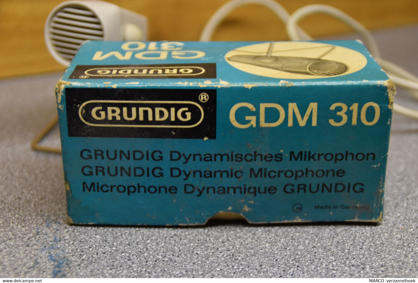 Microfoon-microphone GRUNDIG GDM 310 With Orginal Box 1966 - Autres & Non Classés