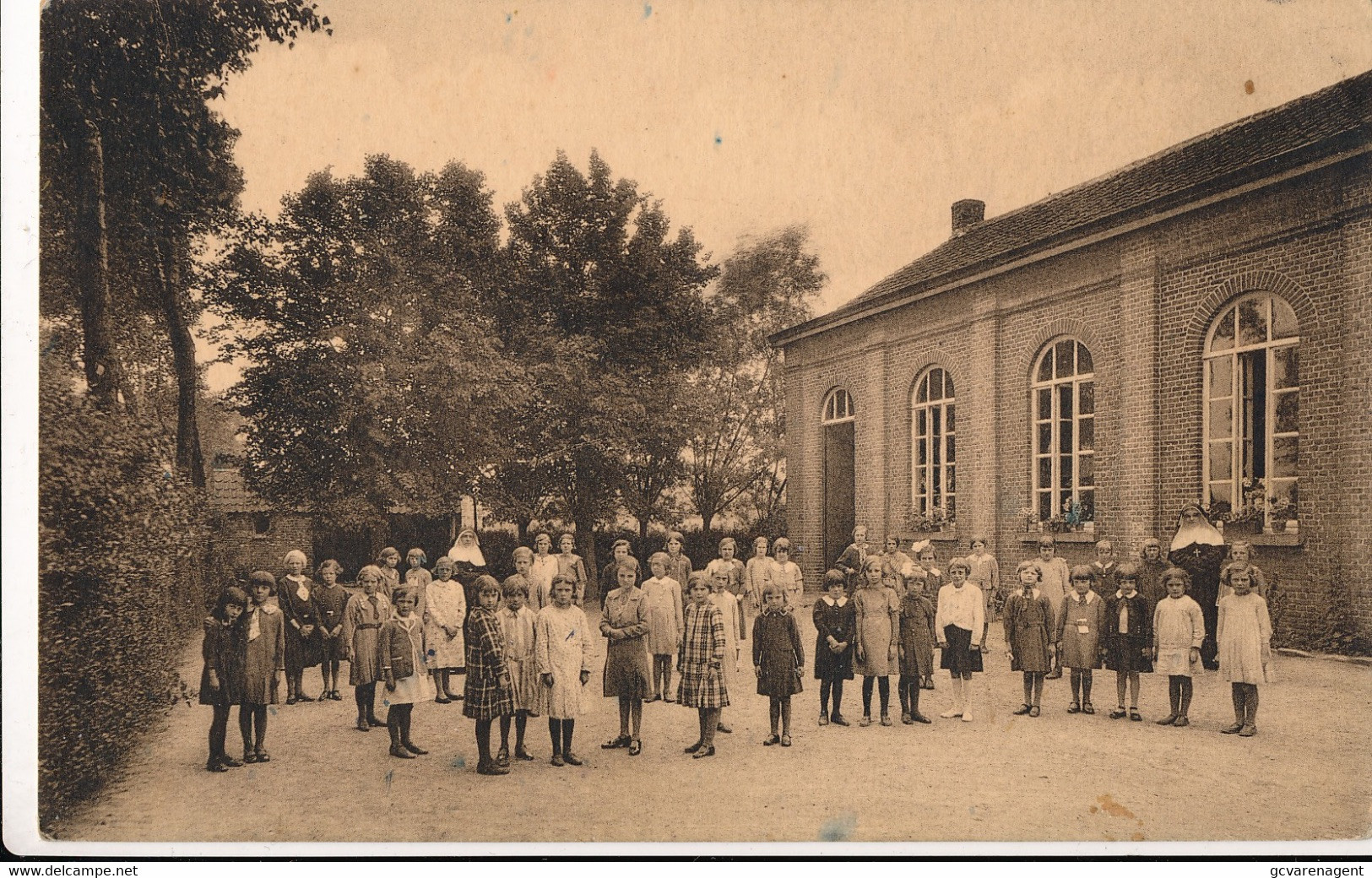 MIDDELBURG  (VL) MEISJESSCHOOL 1936           2 SCANS - Maldegem