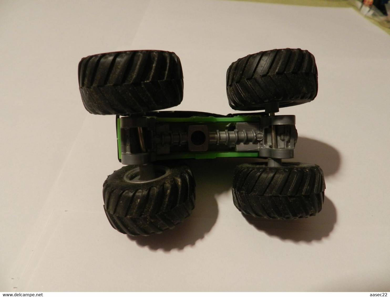 Hotwheels    Monster Truck  (Monster Grave Digger ) L 9cm     ***  3803  *** - HotWheels