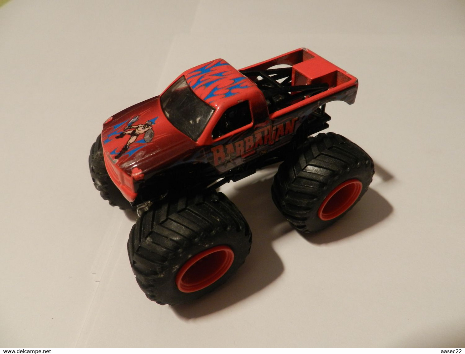 Hotwheels    Monster Truck  (Monster Barbarian ) L 9cm     ***  3805  *** - HotWheels