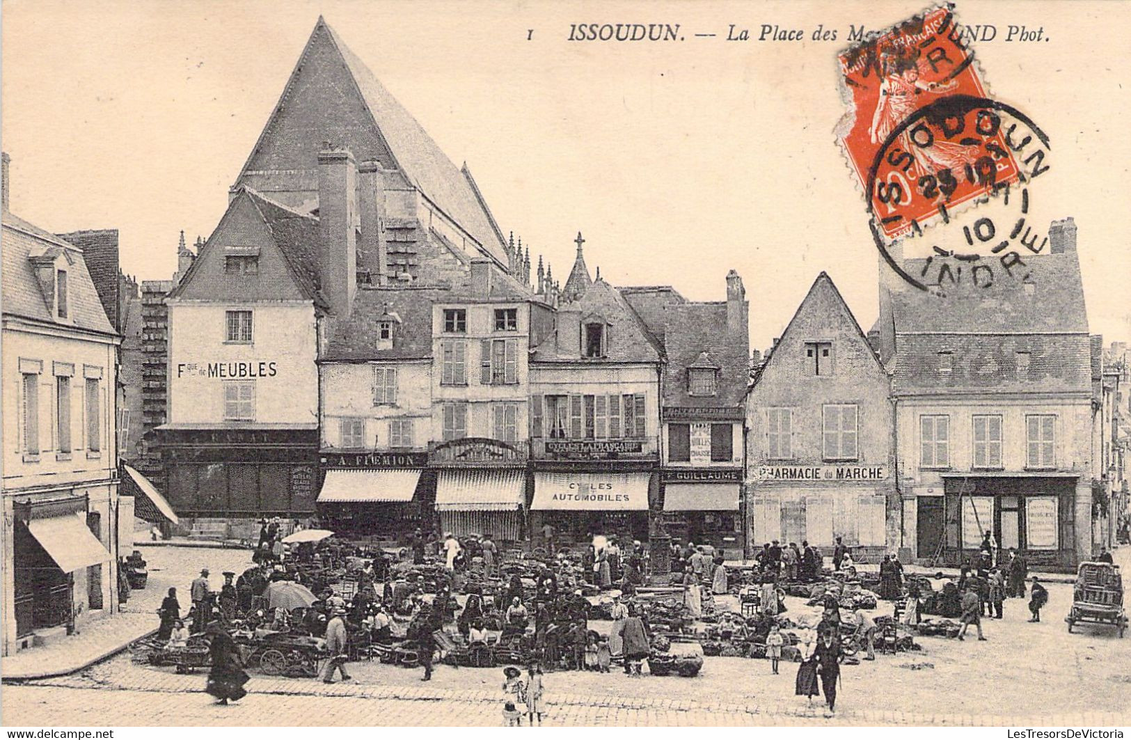 MARCHES - ISSOUDUN - La Place Des Marchés - Carte Postale Ancienne - Marktplaatsen