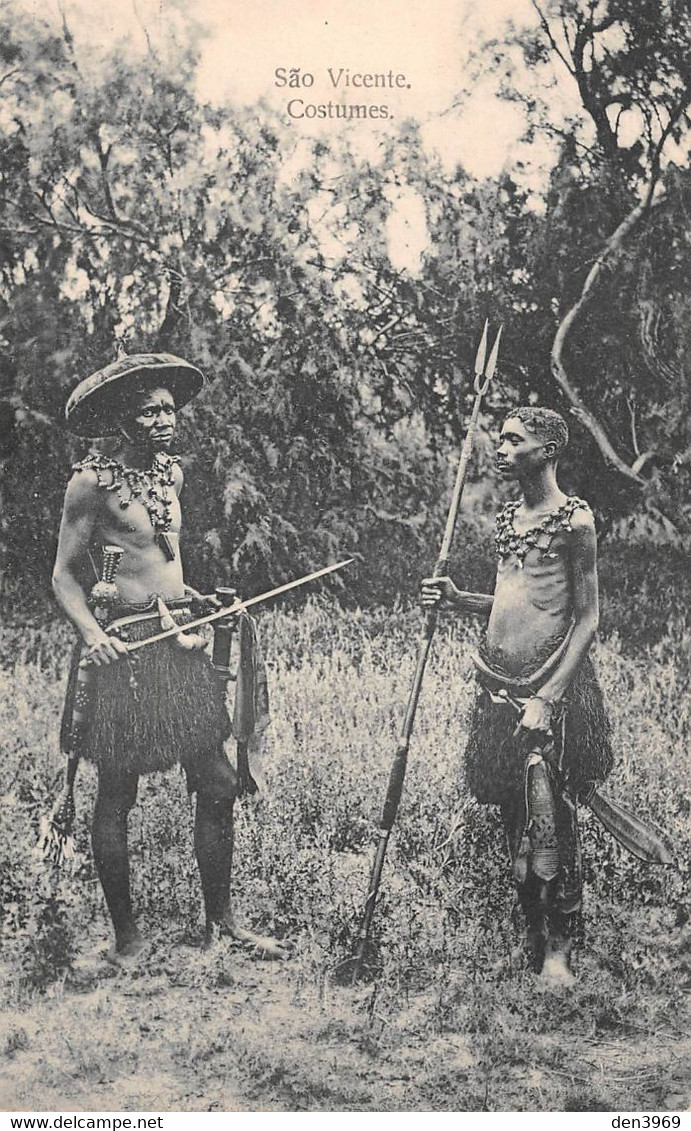 Afrique - Cap Vert - Ile De SAO VICENTE - Costumes - Chasseurs, Guerriers - Cape Verde