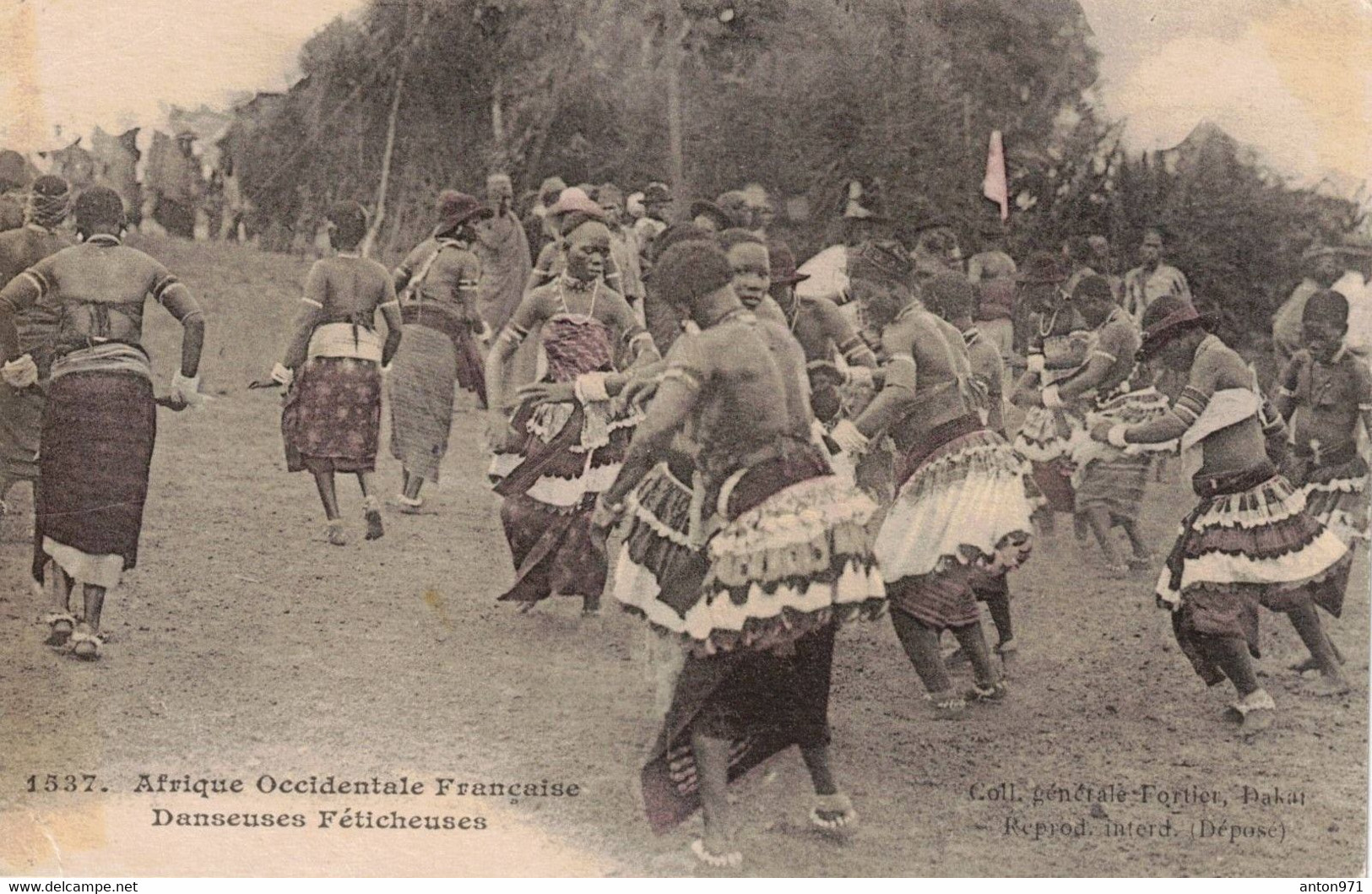 AFRIQUE -- Afrique Occidentale Française -- (collection FORTIER)  -- SENEGAL ? -- Danseuses Féticheuses - Côte-d'Ivoire