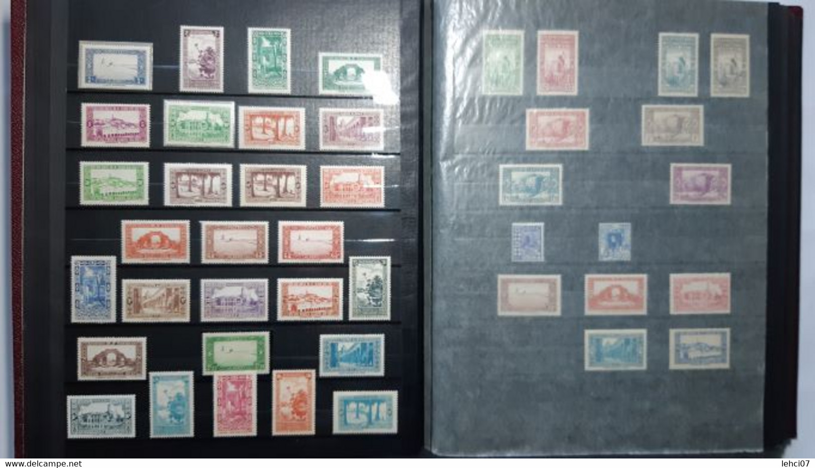 ALGÉRIE Exceptionnelle Collection Ancienne Colonie 580 Timbres Neufs - Collections, Lots & Series