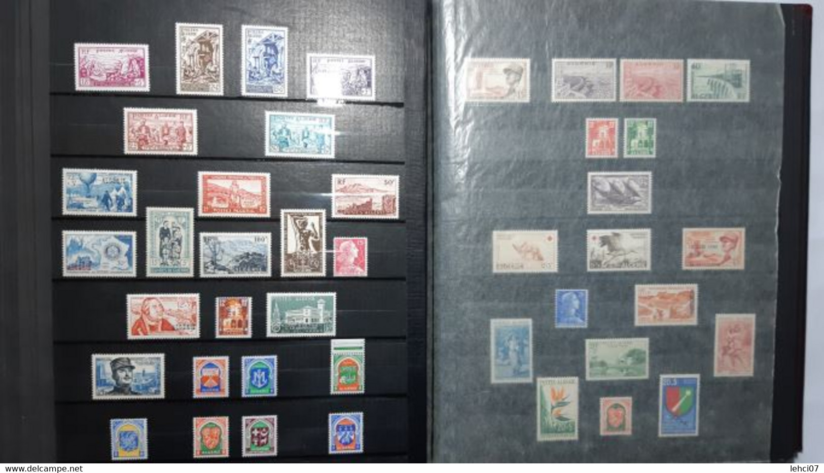 ALGÉRIE Exceptionnelle collection ancienne colonie 580 timbres neufs