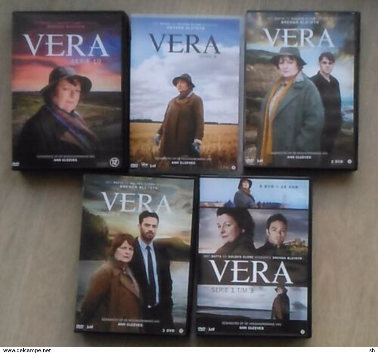 VERA - Serie 1-3, 4, 5, 8 En 10 - Lotje 14 Dvd In Totaal Als Nieuw - TV-Reeksen En Programma's