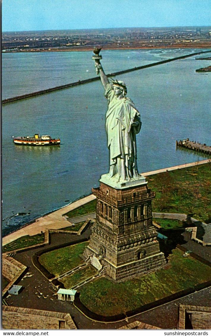 New York City Statue Of Liberty - Estatua De La Libertad