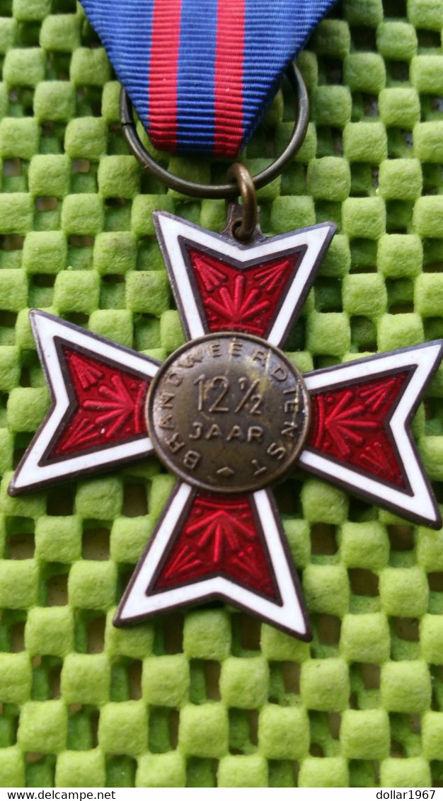 Medaille : Nederlandse Brandweermedaille 12,5 Jaar Trouwe Dienst  /  Cross Of The Dutch Fire Service - Firemen