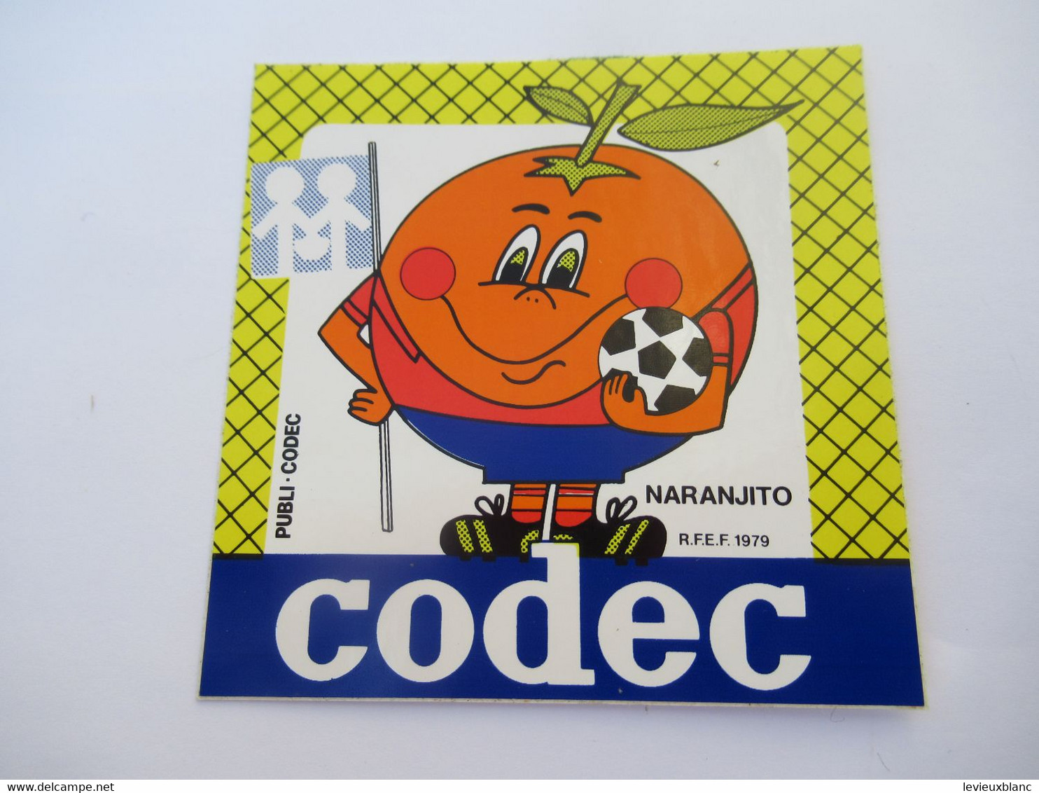 Autocollant Ancien / Alimentaire/ CODEC/Orange Avec Ballon De Foot/NARANJITO/ 1979                     ACOL215 - Stickers