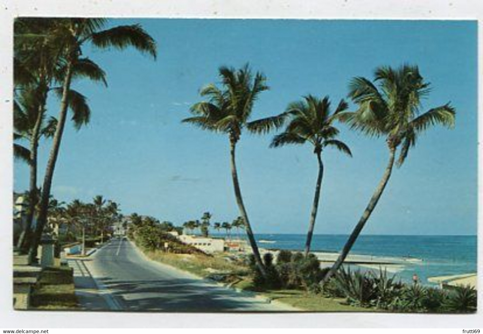 AK 114230 USA - Florida - Palm Beach - View Of Beach As Seen From Ocean Blvd. - Palm Beach