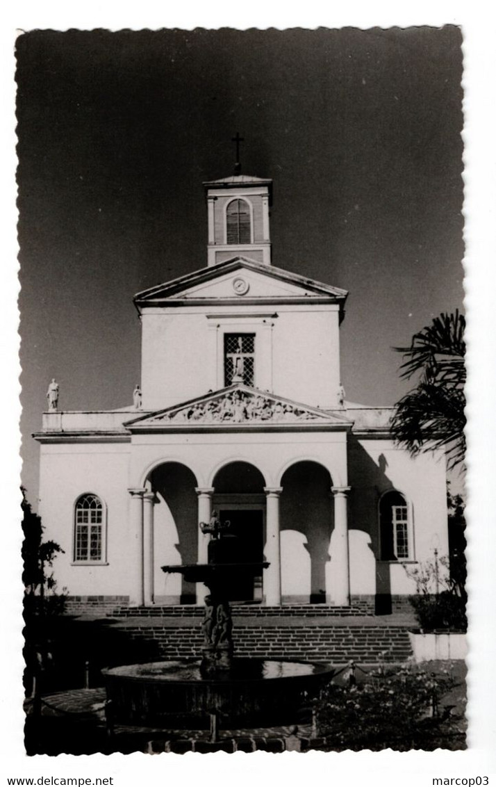 LA REUNION SAINT DENIS Carte Photo La Cathédrale Plan Peu Courant - Saint Denis