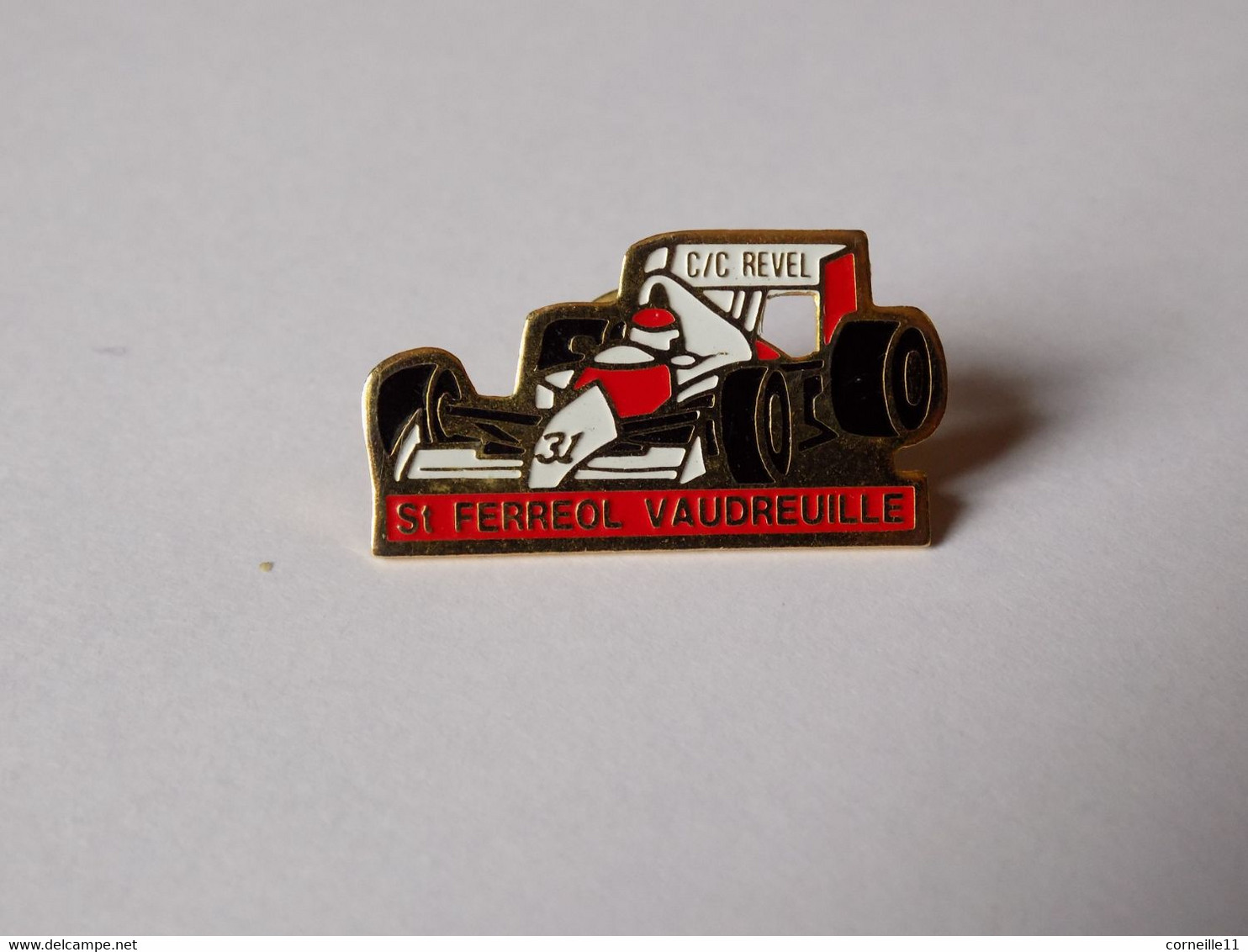 PIN'S ST FERREOL VAUDREUILLE - Automobile - F1