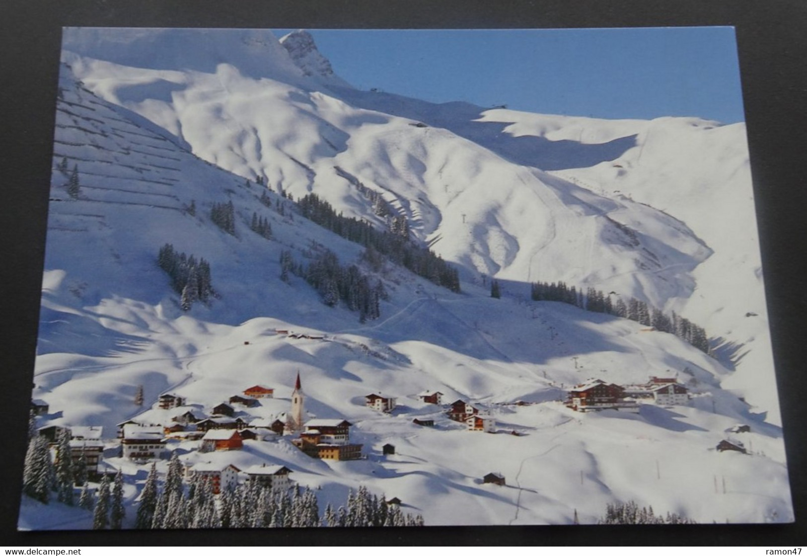 Warth - Skizentrum Mit Skigebiet - Copyright Franz Milz Verlag, Reutte - Warth