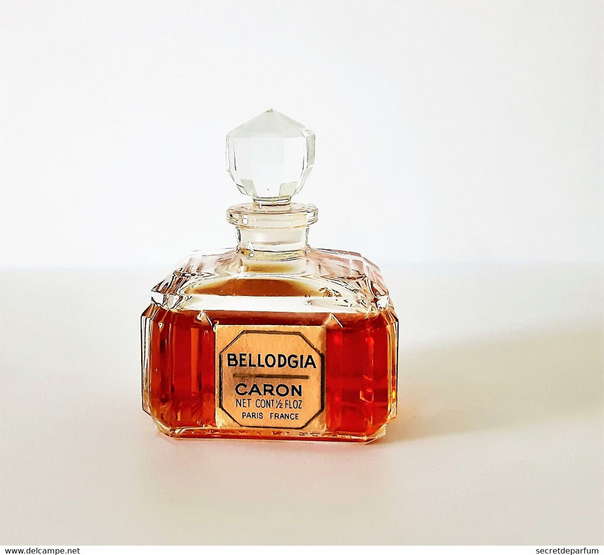 Miniatures De Parfum  FLACON  De  PARFUM  BELLODGIA  De CARON  Bouchon Verre  15 Ml - Non Classés