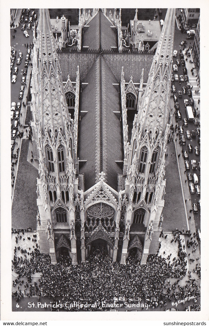 New York City St Patirck's Cathedral Easter Sunday Real Photo - Églises