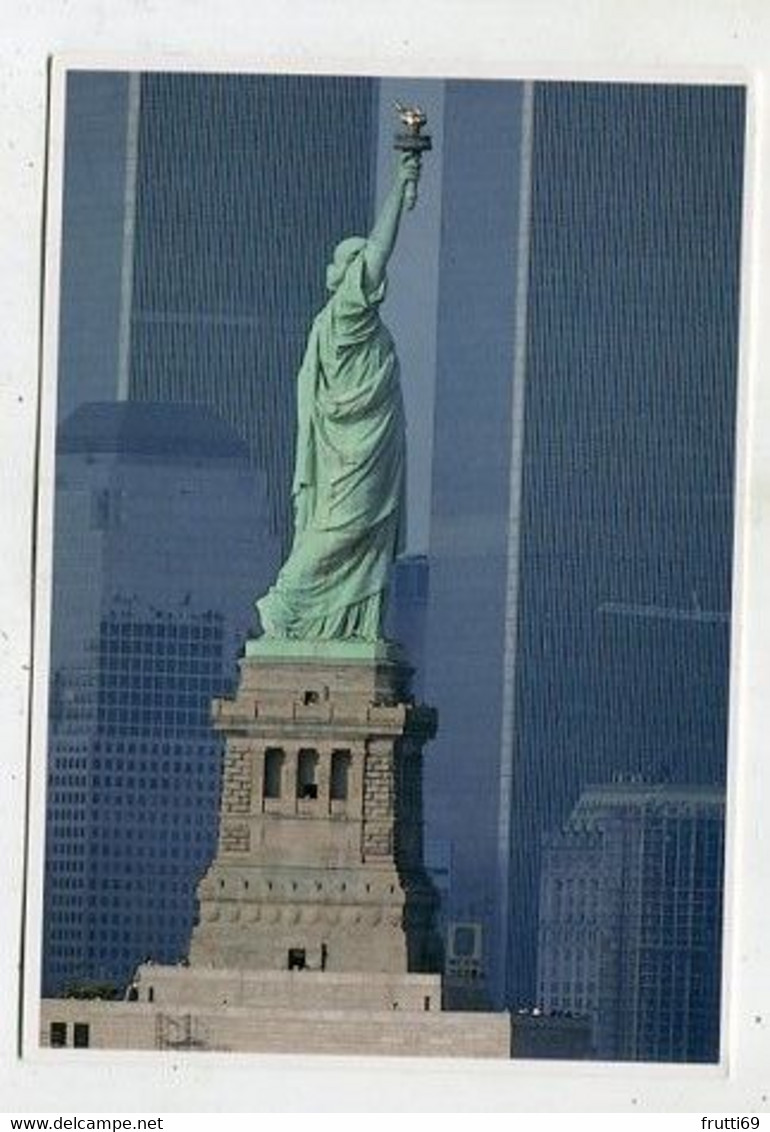 AK 114519 USA - New York City - Statue Of Liberty - Estatua De La Libertad